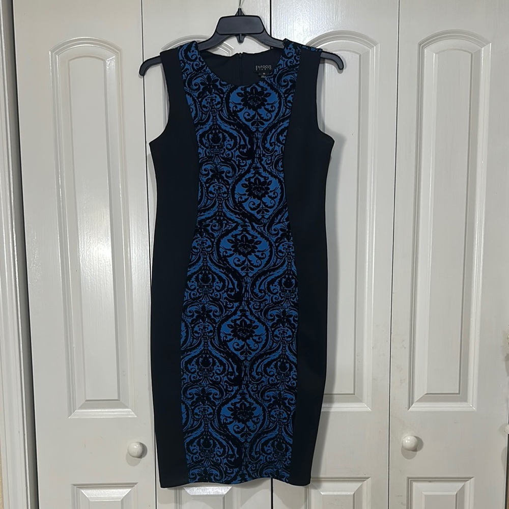 Black and Blue Sleeveless Sheath Dress
